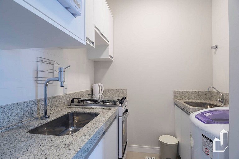Apartamento vista para o mar com 02 dormitórios