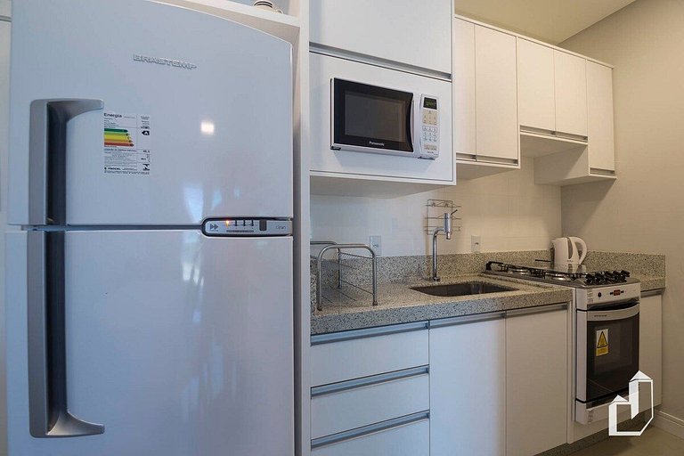 Apartamento vista para o mar com 02 dormitórios