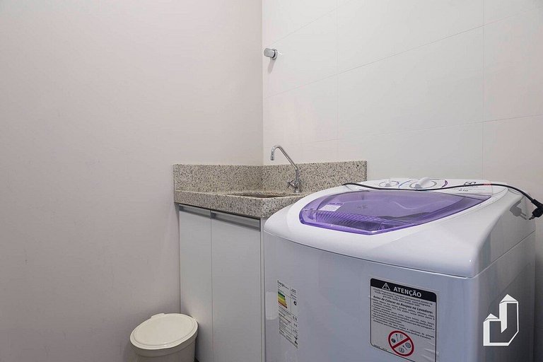 Apartamento vista para o mar com 02 dormitórios