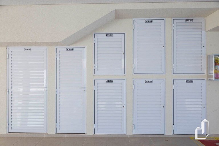 Apartamento vista para o mar com 02 dormitórios