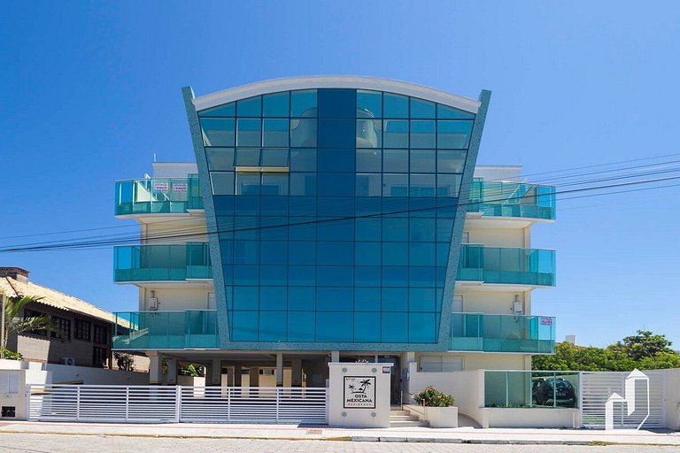 Apartamento vista para o mar com 02 dormitórios