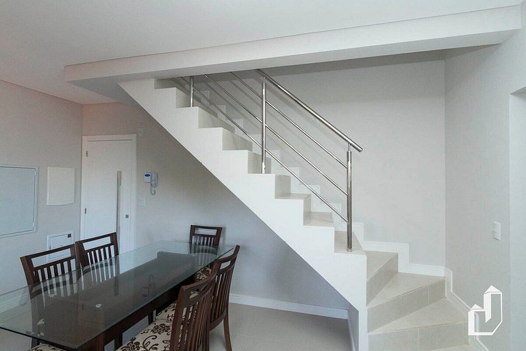 Cobertura Duplex com jacuzzi aquecida