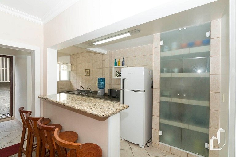 Casa aconchegante com o pôr-do-sol mais lindo da cidade