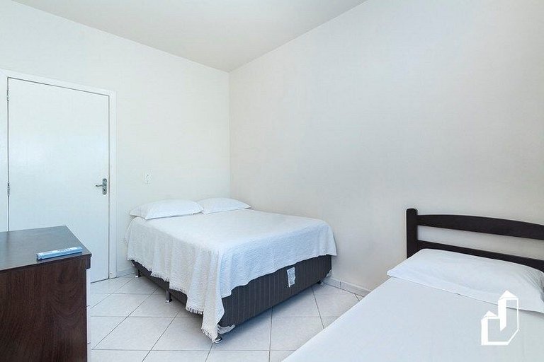 Casa com 04 dormitórios - Saia da rotina e venha viver essa