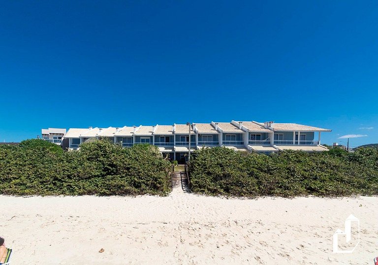Residencial Guilhermina frente ao mar com 02 suítes