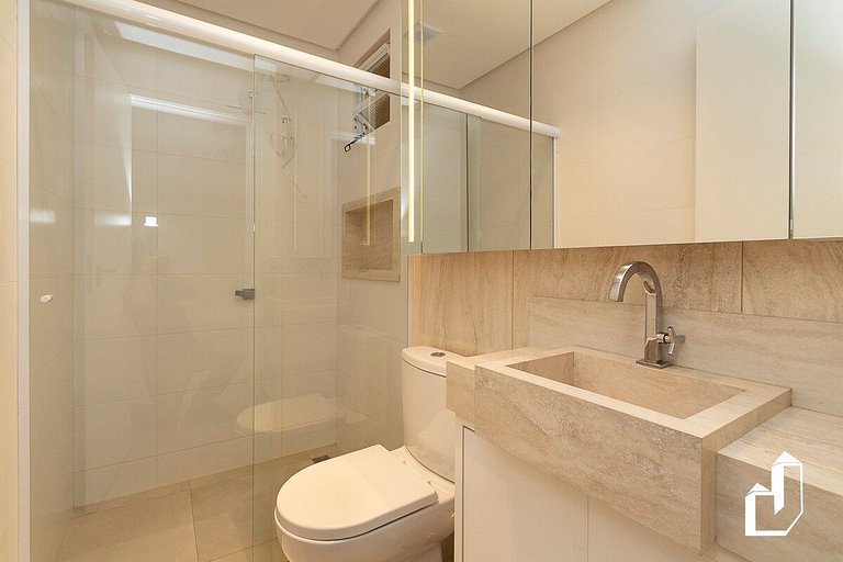 Residencial Guilhermina frente ao mar com 02 suítes