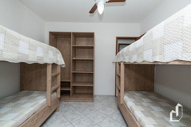 Casa com 03 dormitórios