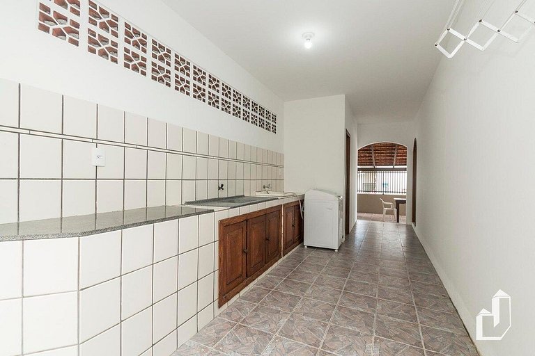 Casa com 03 dormitórios