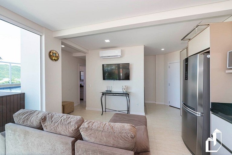 Cobertura duplex com piscina e 03 suítes