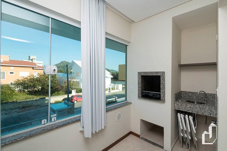 Apartamento com 02 dormitórios aqui é só trazer as malas e a