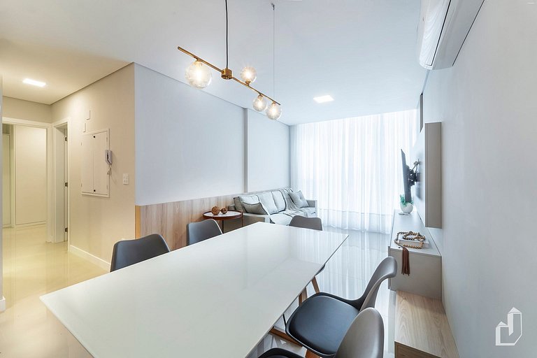 Apartamento com 02 dormitórios - Lindo e Moderno!