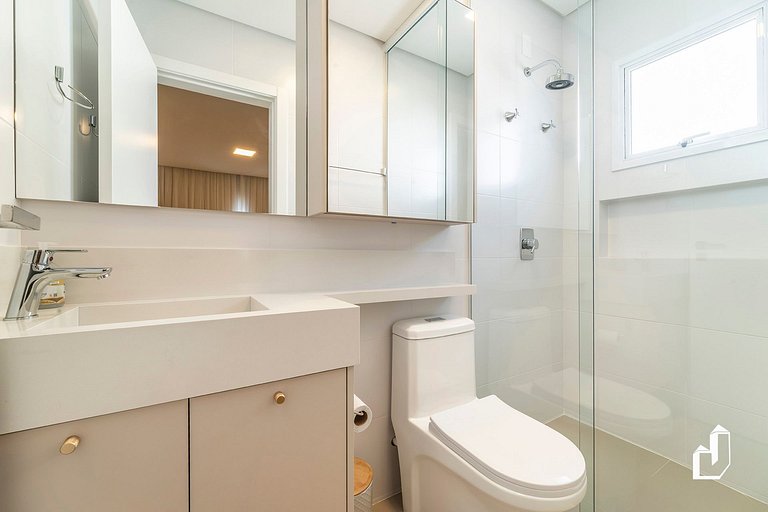 Apartamento com 02 dormitórios - Lindo e Moderno!