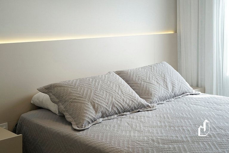 Apartamento com 02 dormitórios - Lindo e Moderno!