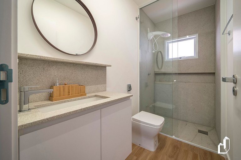 Casa com 02 dormitórios e jacuzzi aquecida