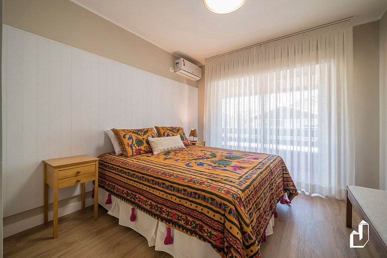 Casa com 02 dormitórios e jacuzzi aquecida