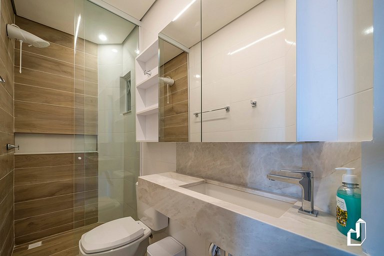 Cobertura duplex com vista para o mar e jacuzzi