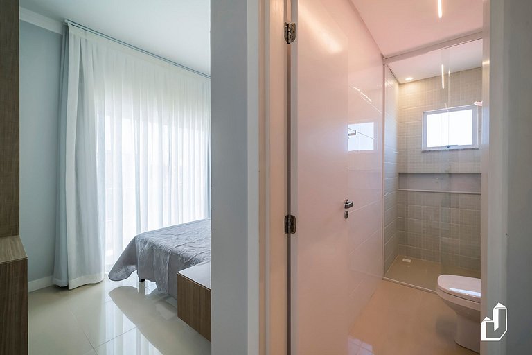 Cobertura com vista para o mar e jacuzzi aquecida