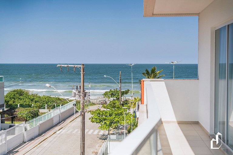 Cobertura com vista para o mar e jacuzzi aquecida