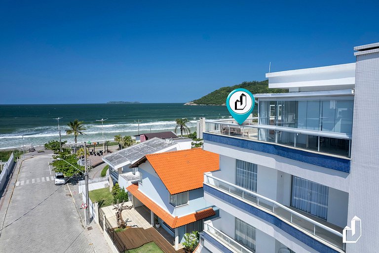 Cobertura com vista para o mar e jacuzzi aquecida