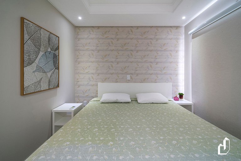 Duplex com piscina à beira mar e 03 suítes