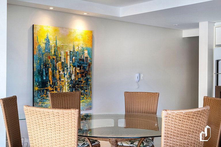 Kremer Residence: Apto 202 amplo próximo ao mar