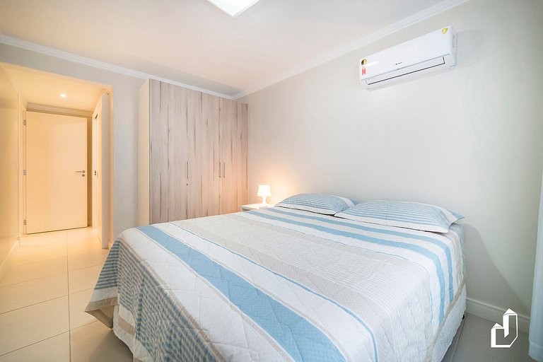Apartamento com 02 dormitórios em Canto Grande