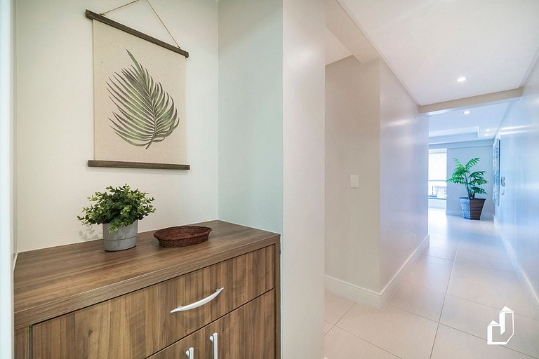 Apartamento com 02 dormitórios em Canto Grande