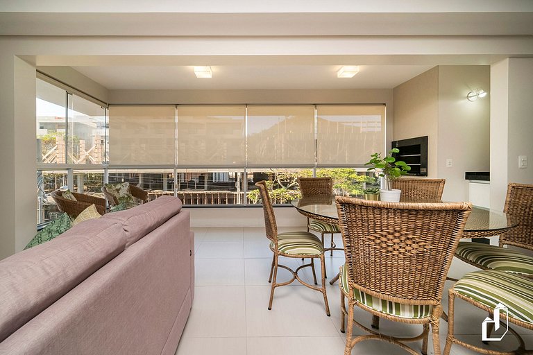 Apartamento com 02 dormitórios em Canto Grande