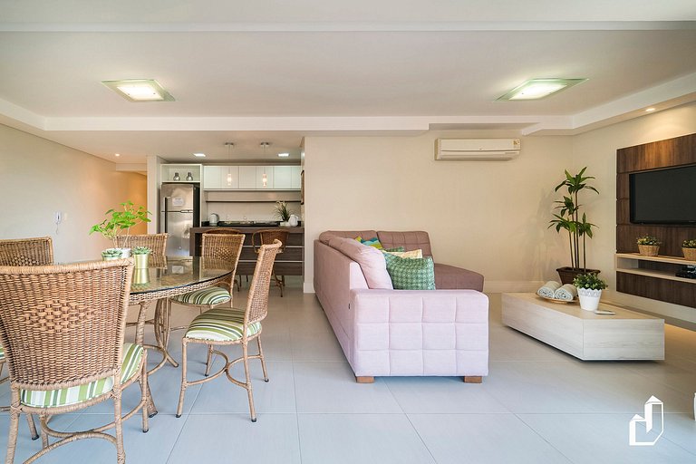 Apartamento com 02 dormitórios em Canto Grande