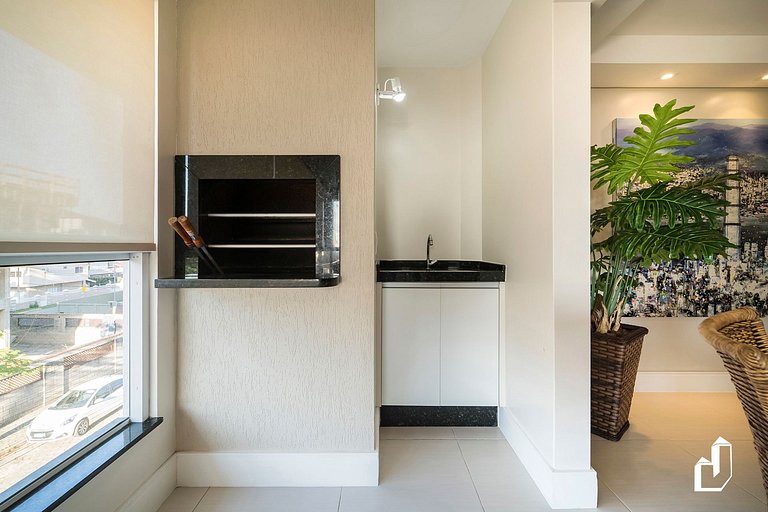 Apartamento com 02 dormitórios em Canto Grande