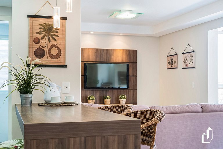 Apartamento com 02 dormitórios em Canto Grande