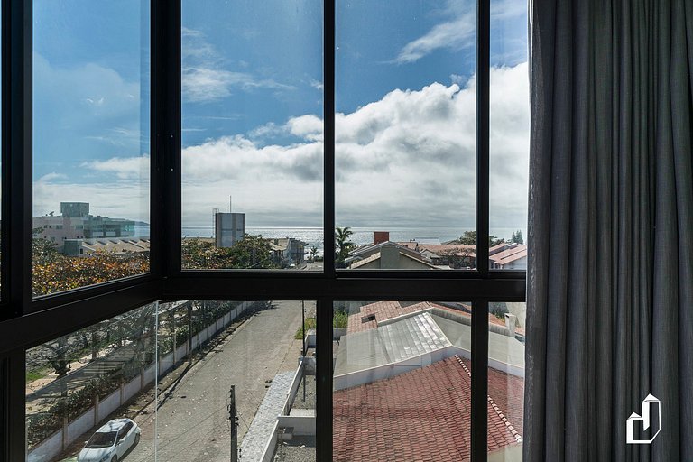 Vista Mar: Cobertura Duplex com 03 dormitórios