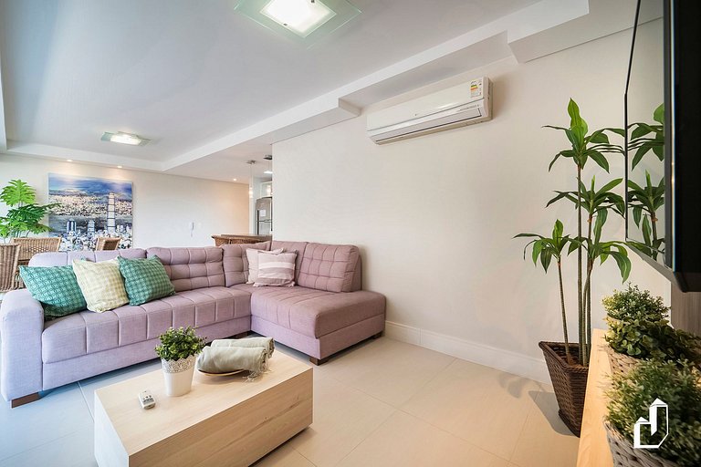 Apartamento com 02 dormitórios em Canto Grande