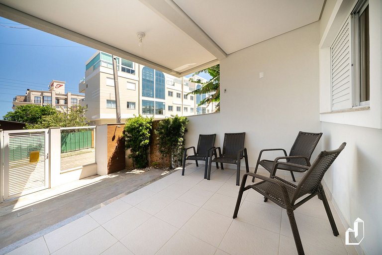 Casa com 05 dormitórios