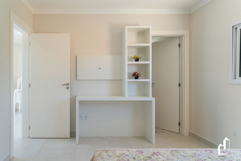 Casa com 05 dormitórios