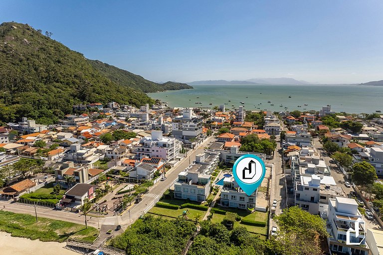 Petit Village, frente ao mar com três suítes