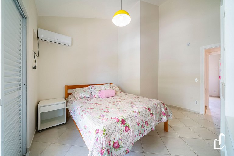 Casa com 03 dormitórios perfeita para você e sua família