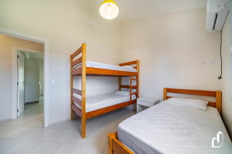 Casa com 03 dormitórios perfeita para você e sua família