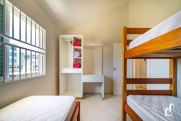 Casa com 03 dormitórios perfeita para 02 famílias