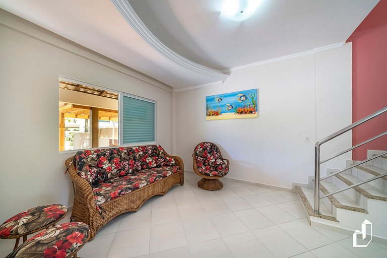 Casa com 03 dormitórios perfeita para você e sua família