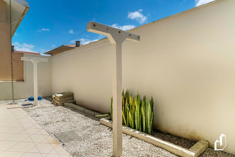Casa com 03 dormitórios perfeita para você e sua família