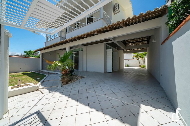 Casa com 05 Dormitórios - Ideal para Férias em Família
