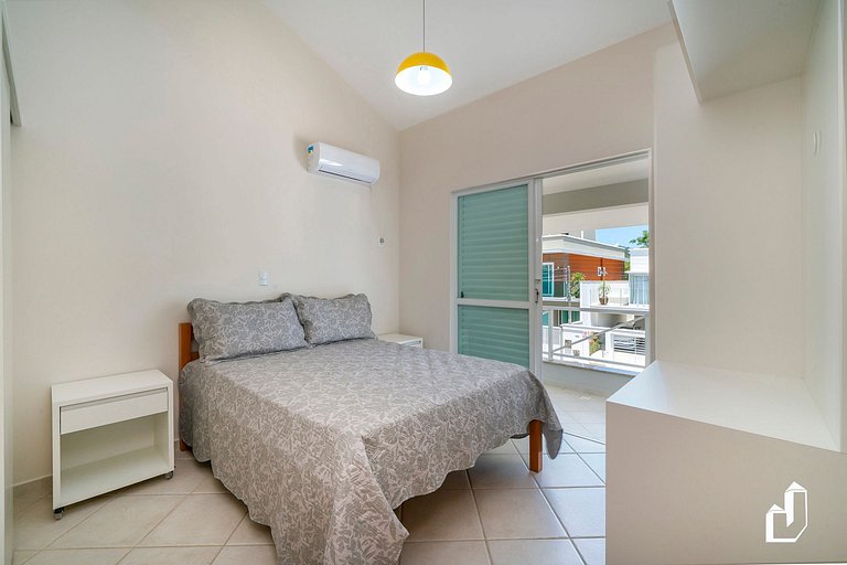 Casa com 05 Dormitórios - Ideal para Férias em Família