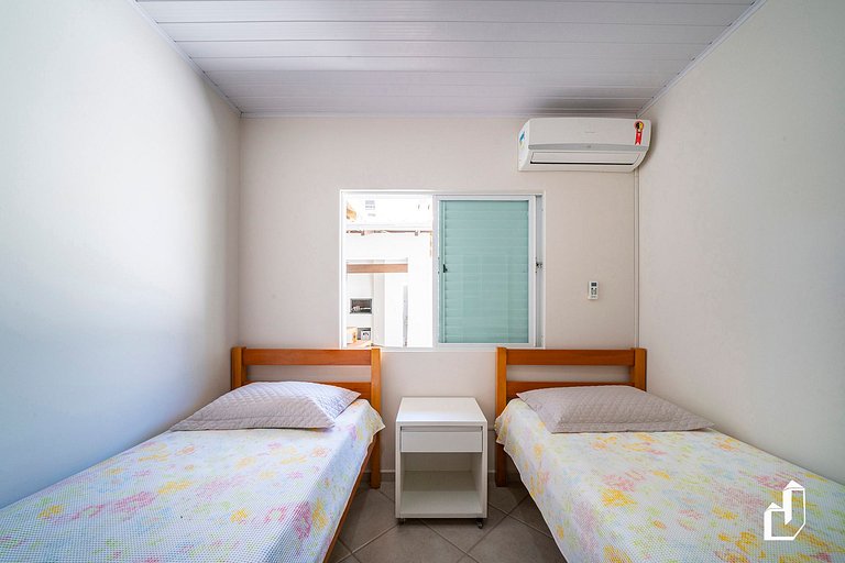Casa com 05 Dormitórios - Ideal para Férias em Família