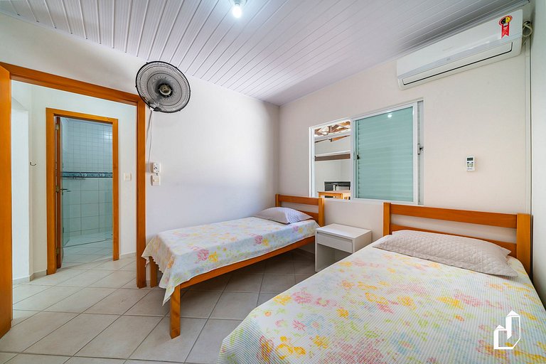 Casa com 05 Dormitórios - Ideal para Férias em Família