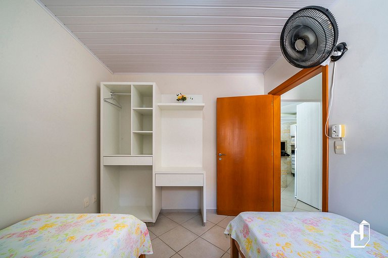 Casa com 05 Dormitórios - Ideal para Férias em Família