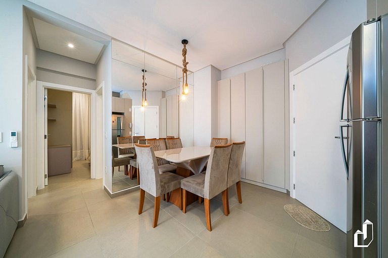Lindo apartamento com 02 dormitórios