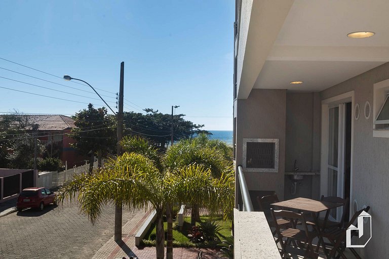 Apartamento com 02 dormitórios