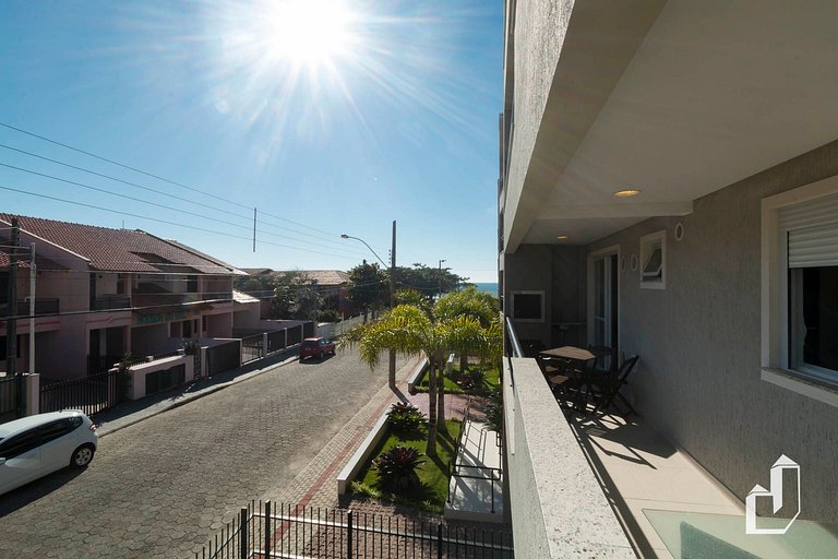 Apartamento com 02 dormitórios