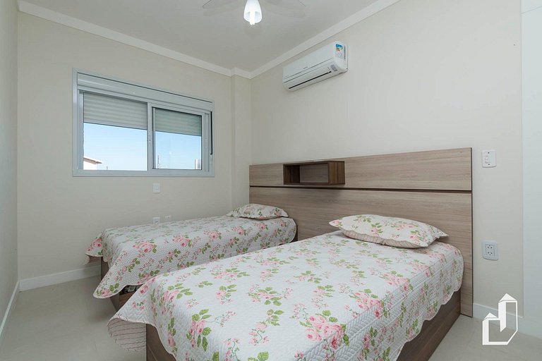 Apartamento com 02 dormitórios